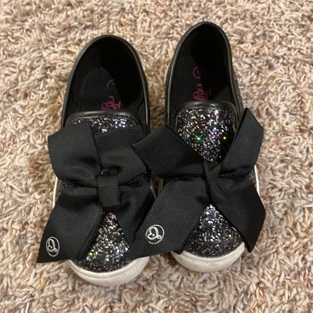 Black Glitter Slip-on Sneaker